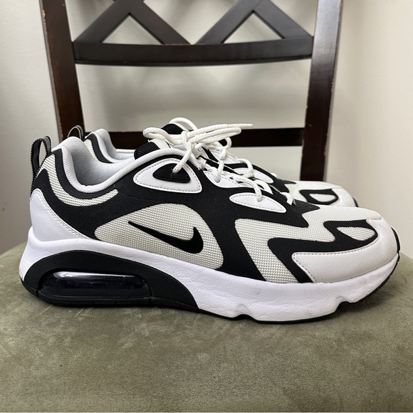 Nike Air Max 200